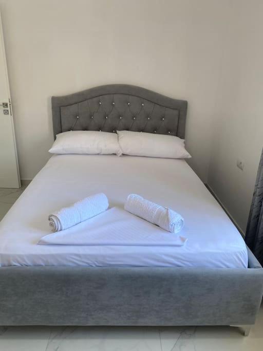 Todi's Apartment Sarande